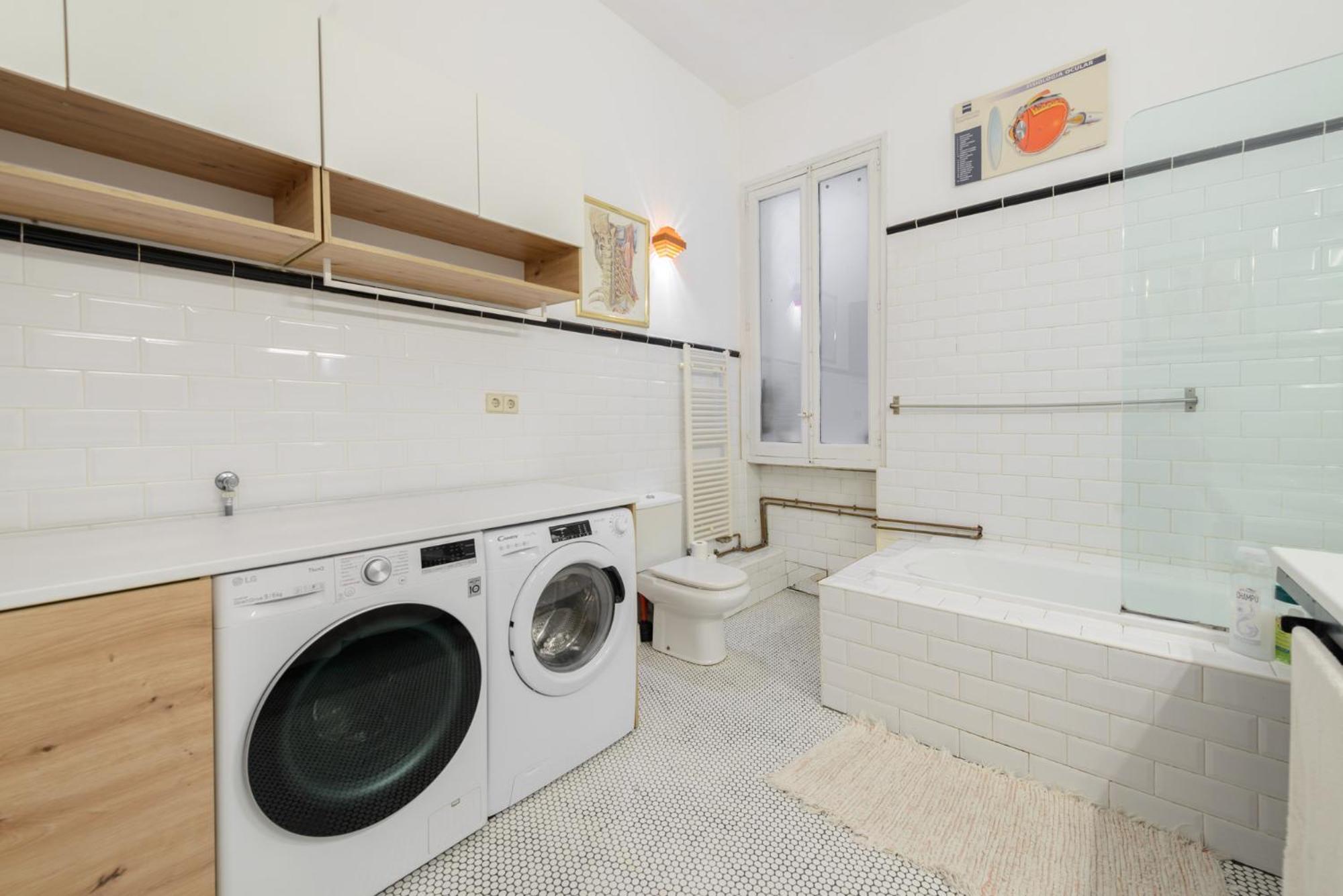 Gran Via-Sol Spacious Apartment 3 Bedrooms & 2 Wcs Madrid Bagian luar foto