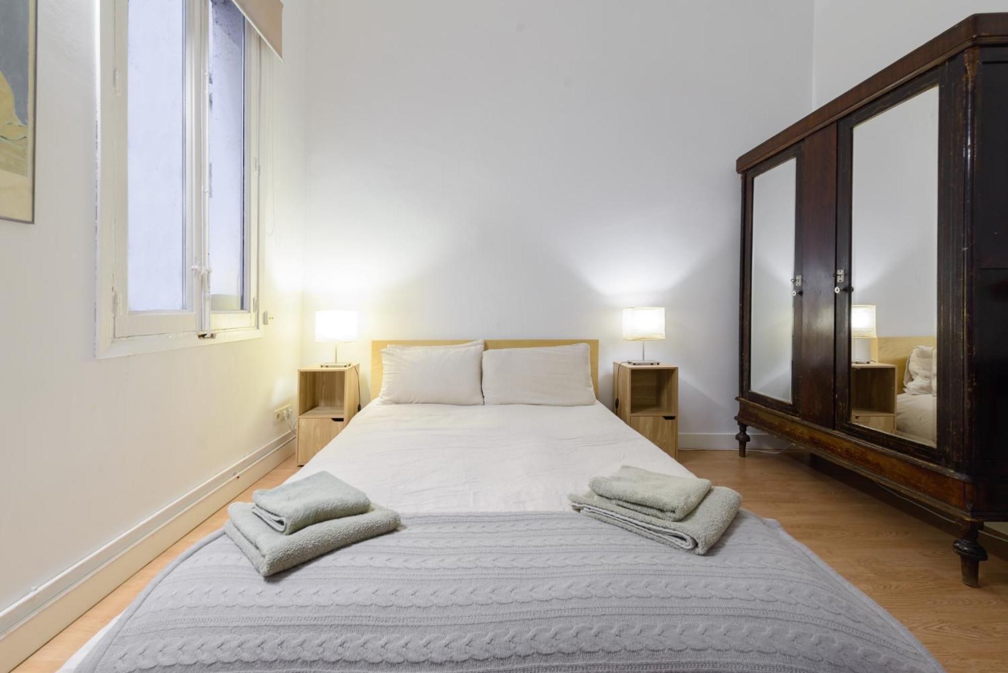 Gran Via-Sol Spacious Apartment 3 Bedrooms & 2 Wcs Madrid Bagian luar foto